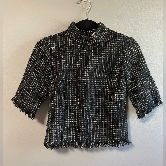 Zara tweed frayed textured half sleeves black and white top. Size X- Small - Picture 4 of 10